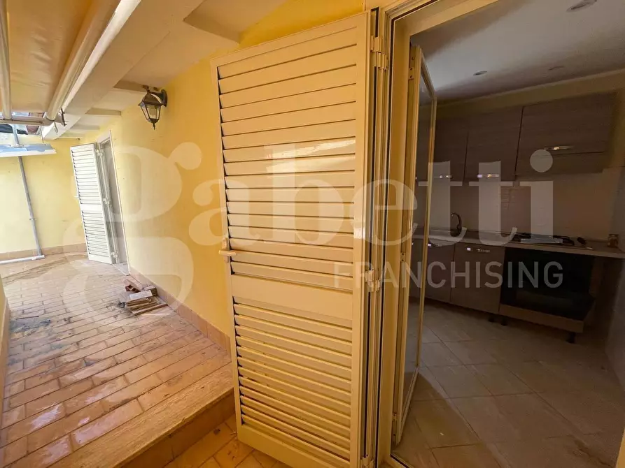 Immagine 6 di Magazzino in vendita  in Via Atratina, 99 a Gaeta