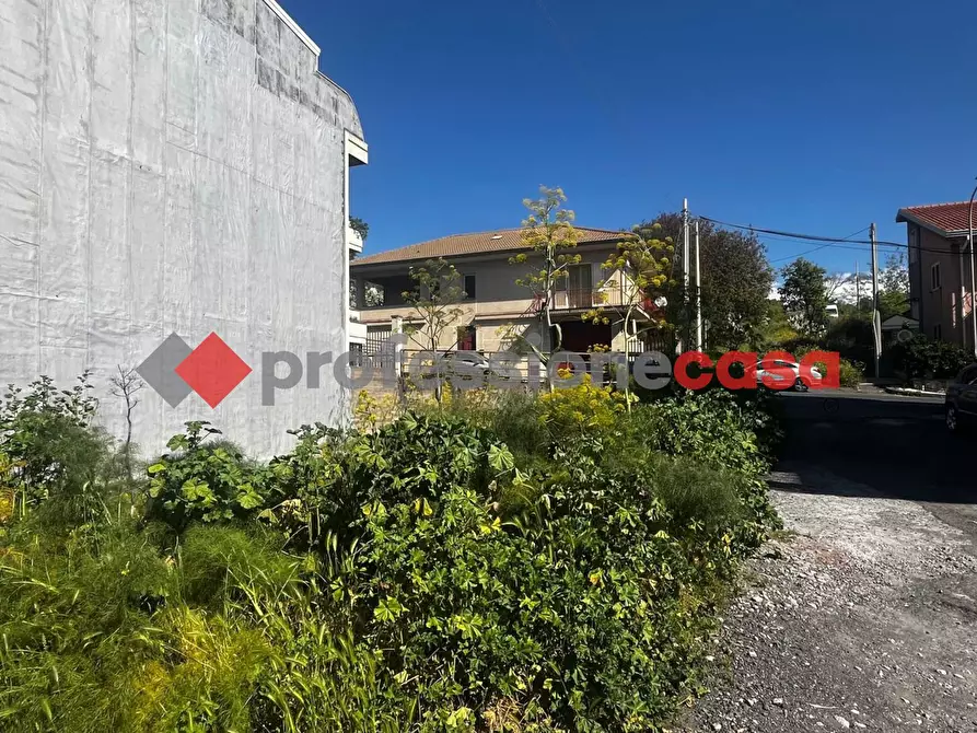 Immagine 1 di Terreno residenziale in vendita  in Via XVI Traversa, Snc a Belpasso