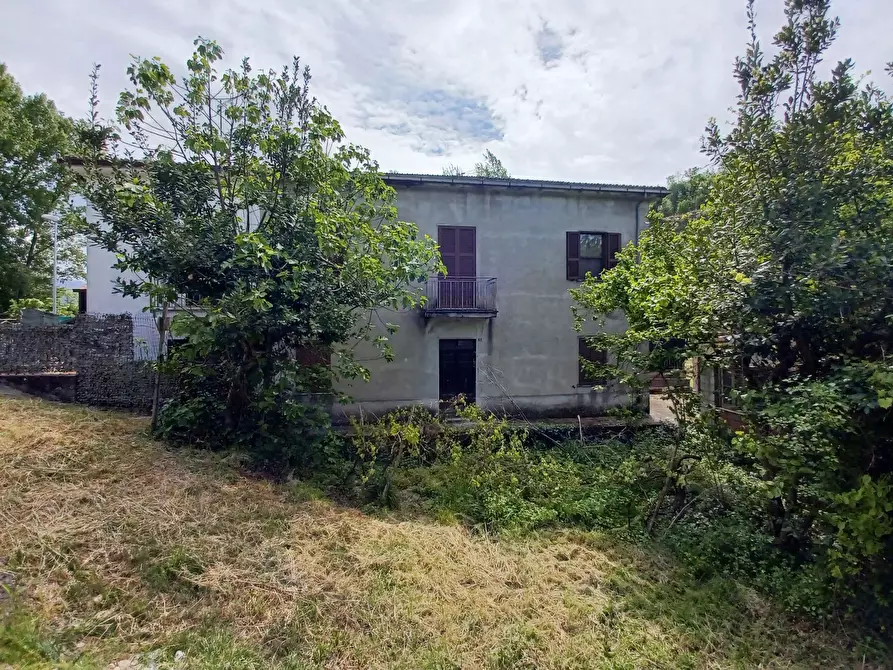 Immagine 1 di Casa indipendente in vendita  in Via Lungo Fibreno, snc a Isola Del Liri