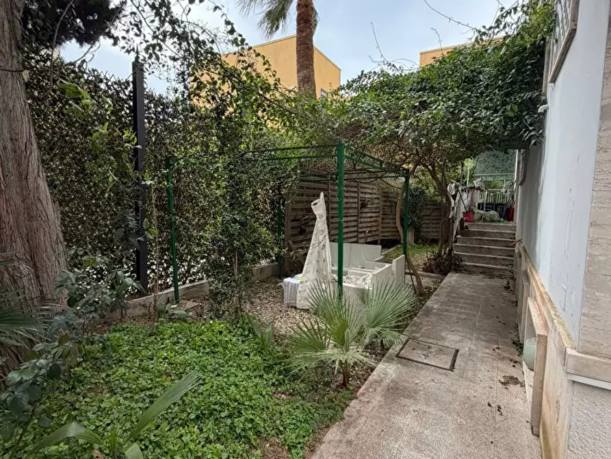 Immagine 12 di Appartamento in vendita  in Via MARINACCIO, 3 a Bari