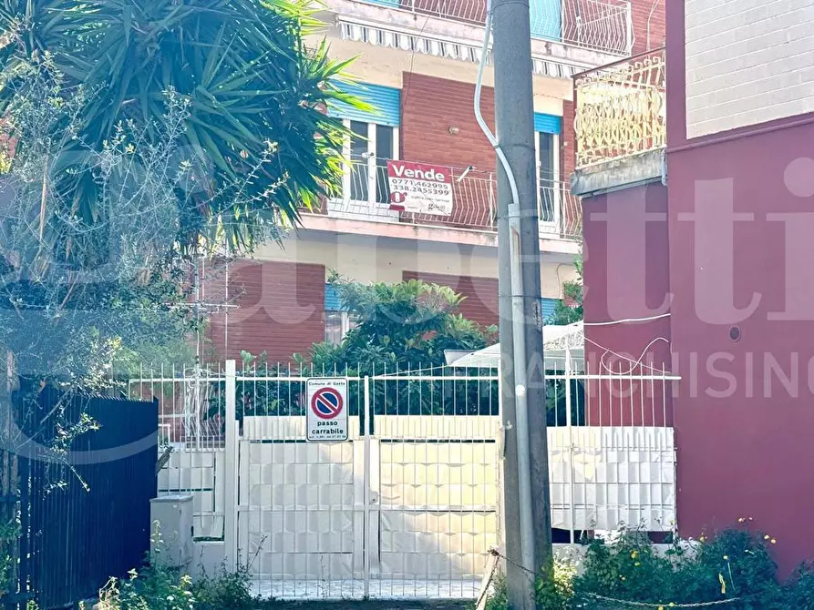 Immagine 16 di Appartamento in vendita  in Via Asti, 3 a Gaeta