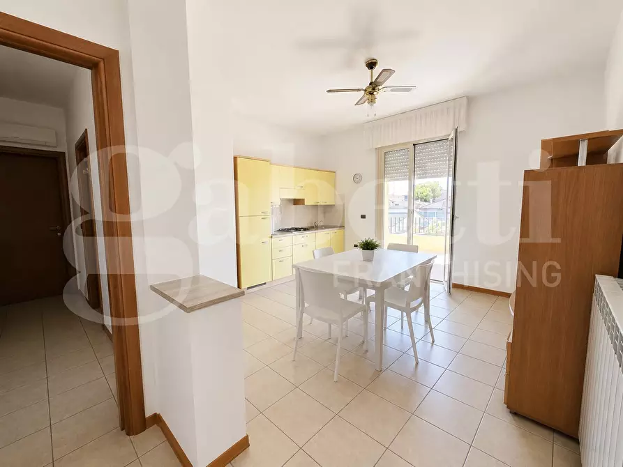 Immagine 1 di Appartamento in vendita  in Via Edmondo de Amicis, 14-16 a Tortoreto