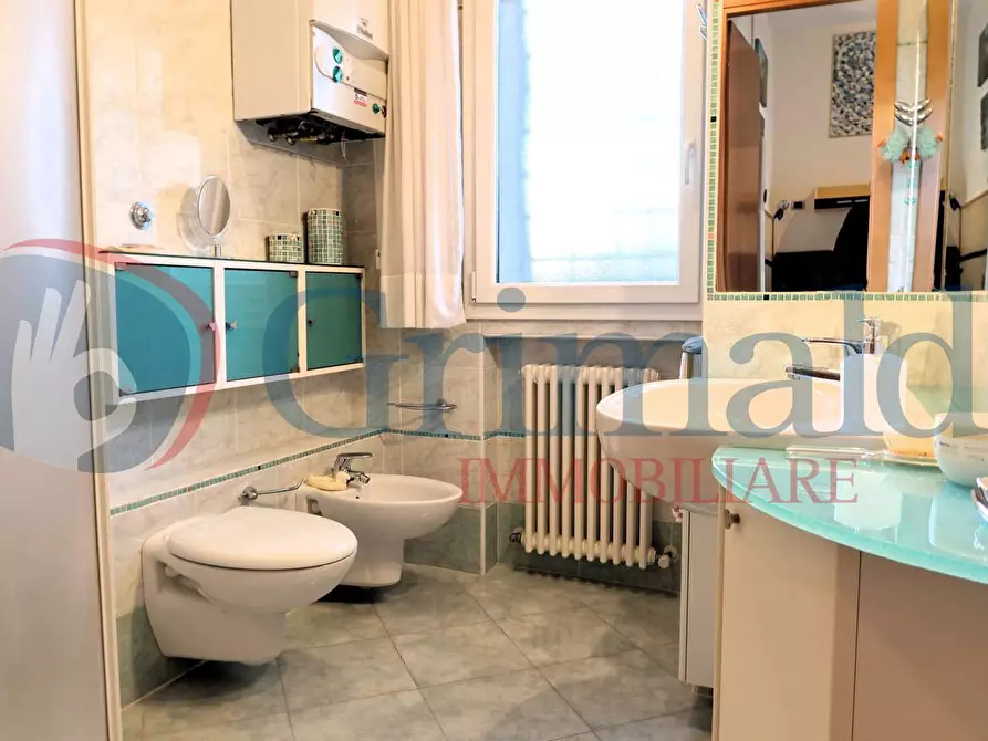 Immagine 22 di Appartamento in affitto  in Viale Romagna, 0 a Cervia