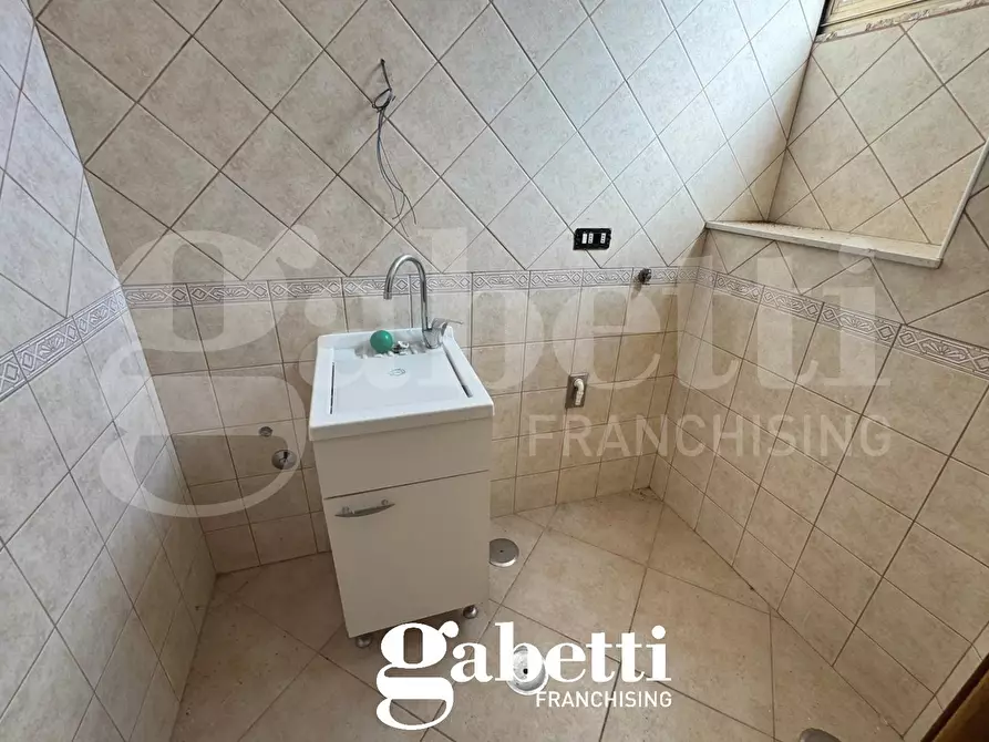 Immagine 5 di Appartamento in vendita  in Via Fuori Porta Roma a Capua