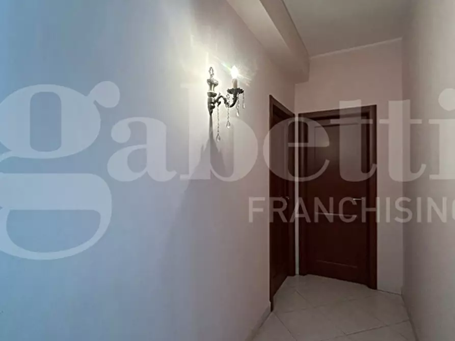 Immagine 12 di Appartamento in vendita  in Via Michele Guadagno a Napoli