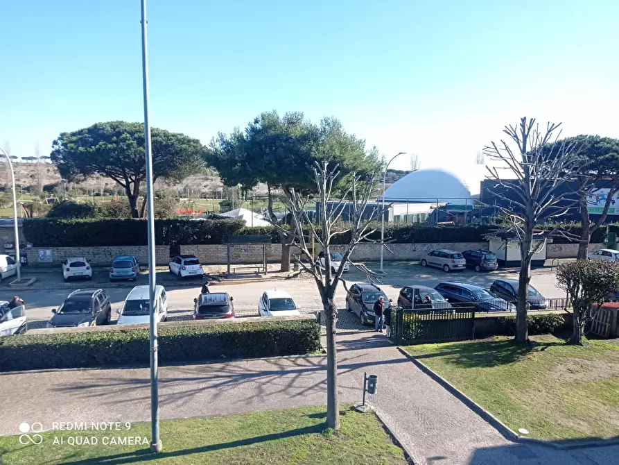 Immagine 6 di Negozio in vendita  in Via Eschilo, 72 a Roma