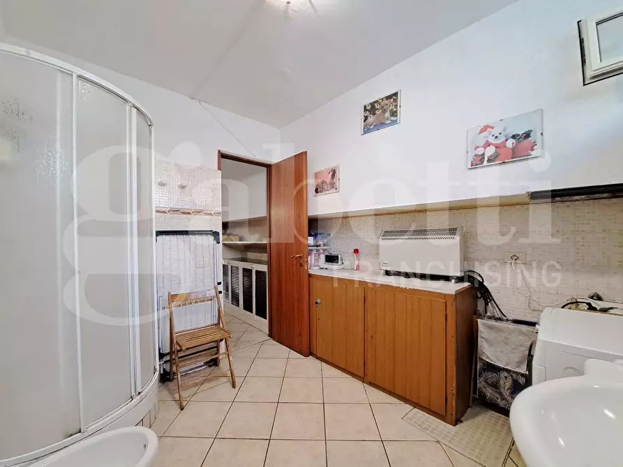 Immagine 38 di Villa in vendita  in Via dei cavalli marini VISTA MARE, 108 a Ardea