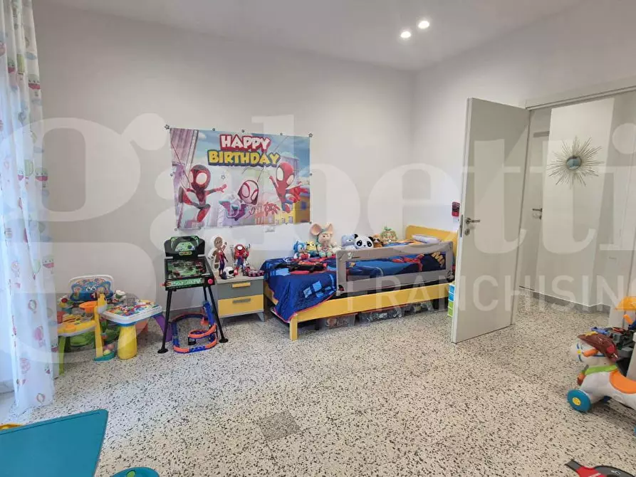 Immagine 34 di Appartamento in vendita  in Via DELLE IV GIORNATE, 37 a Torre Annunziata