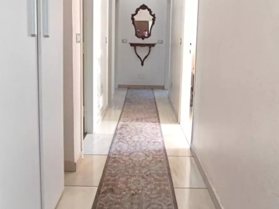 Immagine 31 di Appartamento in vendita  in Via TOGLIATTI, 11 a Locate Di Triulzi