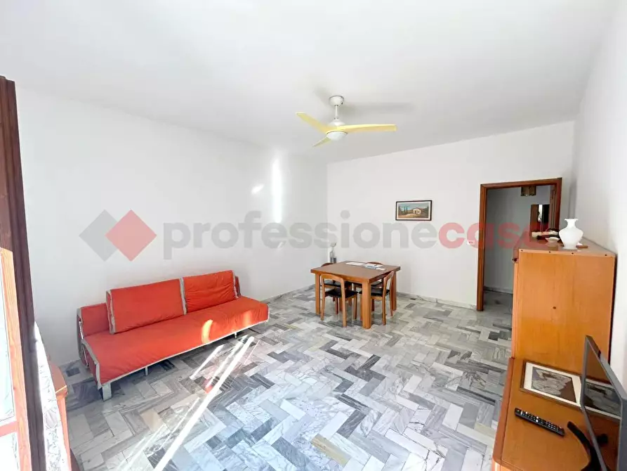 Immagine 4 di Appartamento in vendita  in Via OBERDAN a Monopoli