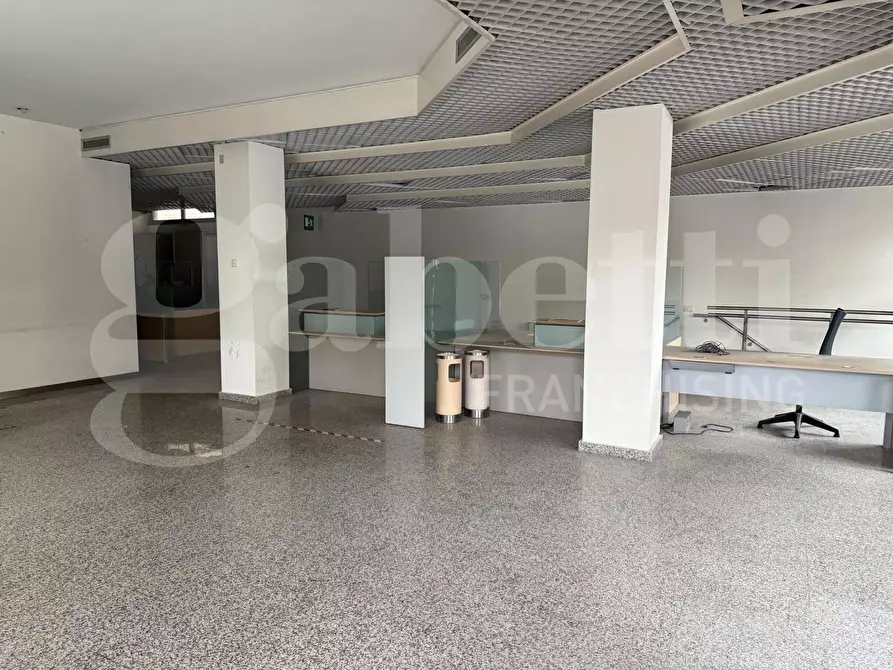 Immagine 8 di Negozio in vendita  in Via LAMA, 23 a Rieti