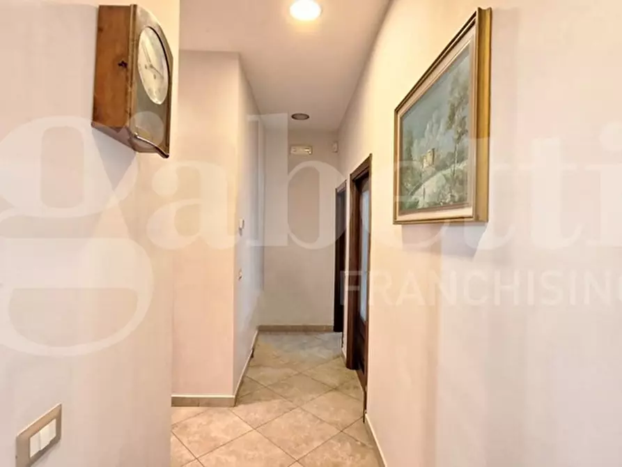 Immagine 7 di Appartamento in vendita  in Via Pietro Castellino a Napoli