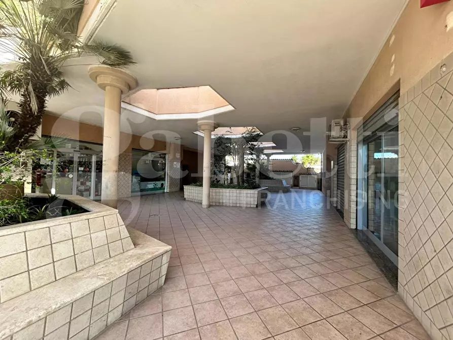 Immagine 4 di Appartamento in vendita  in Viale san lorenzo, 24 a Ardea