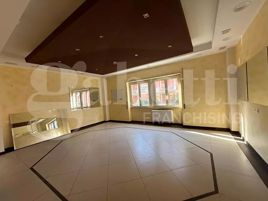 Immagine 3 di Ufficio in vendita  in Via dei salici, 65 a Rieti