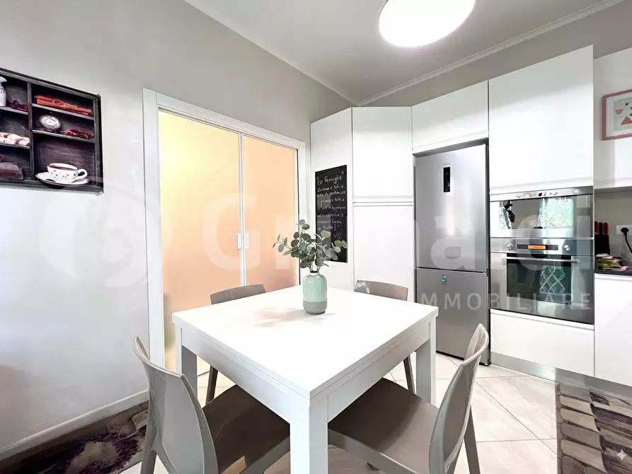 Immagine 7 di Appartamento in vendita  in Via Cassia, 831 a Roma