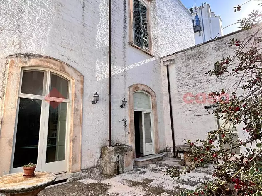 Immagine 37 di Casa indipendente in vendita  in Piazza Re Ferdinando IV di Borbone, 22 a Alberobello