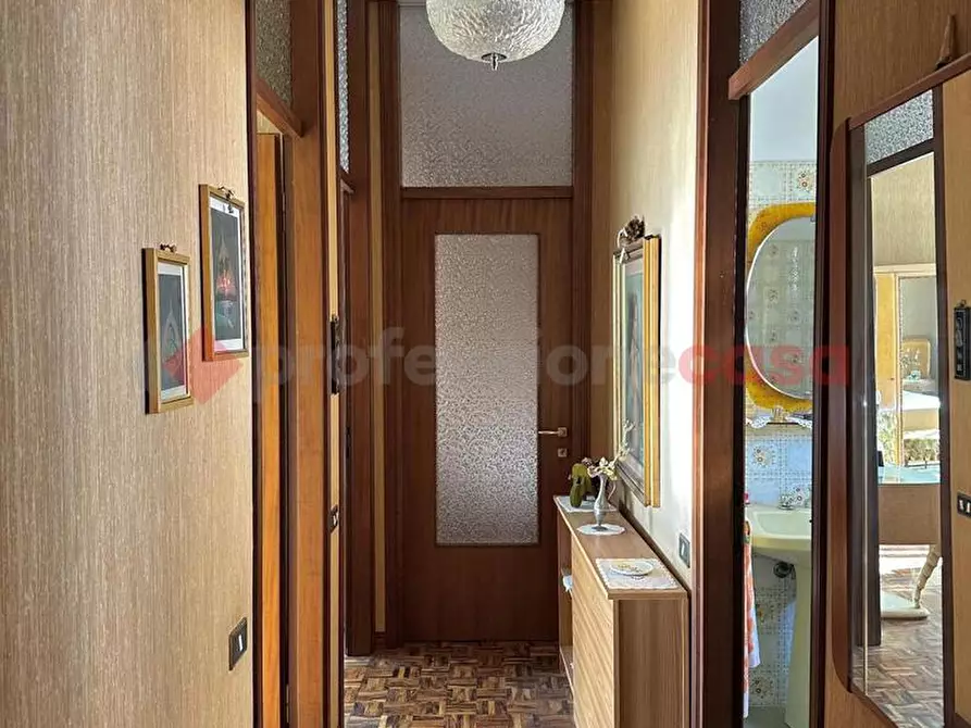 Immagine 35 di Villa in vendita  in Via Delle Robinie a Opera