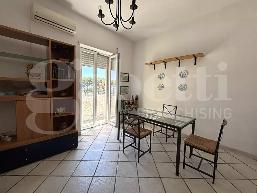 Immagine 2 di Appartamento in vendita  in Vico San Luigi, 15 a Gaeta