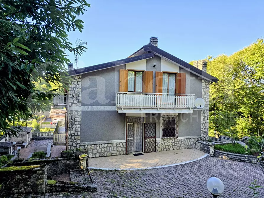 Immagine 2 di Villa in vendita  in Via Roccamassima a Segni