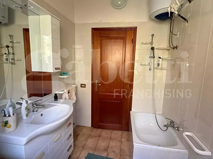 Immagine 25 di Villa in vendita  in Via capitani, 9 a Cittareale