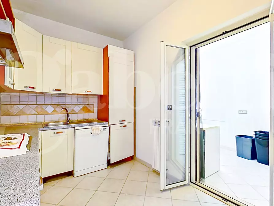 Immagine 27 di Villa in vendita  in Via dei cavalli marini VISTA MARE, 108 a Ardea