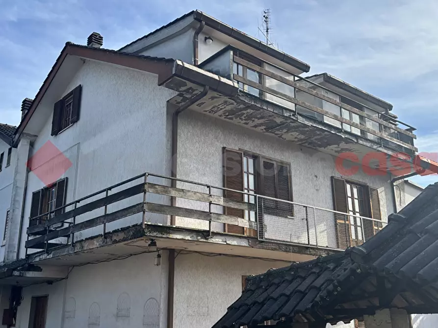 Immagine 10 di Villa in vendita  in Via Villini, 21 a Alatri