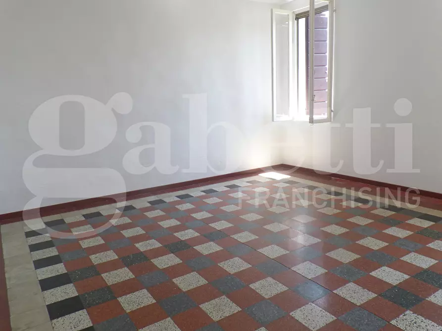 Immagine 6 di Appartamento in vendita  in Via Ugo Bassi, 59 a Cento