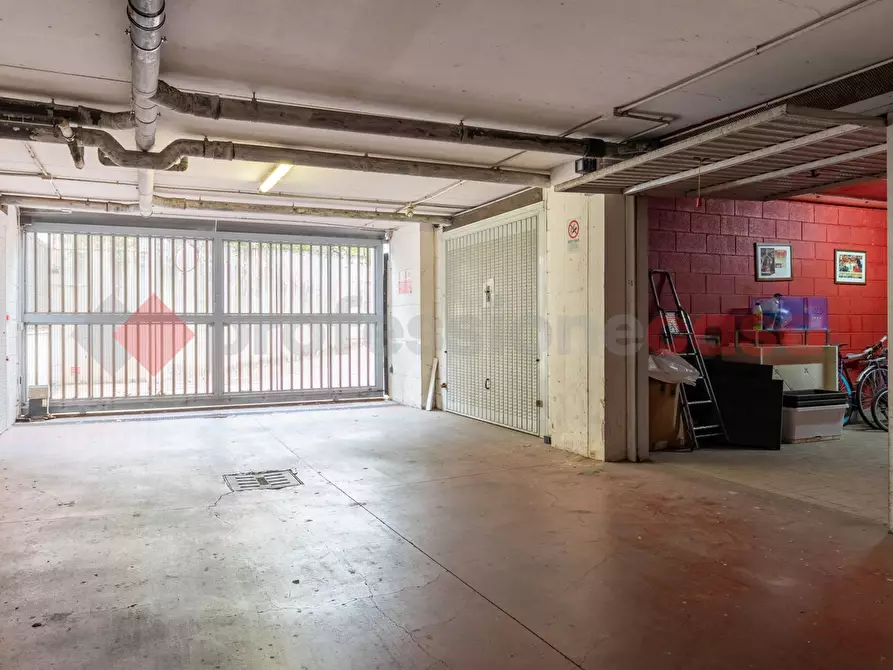 Immagine 33 di Appartamento in vendita  in Viale Francesco Caltagirone a Roma