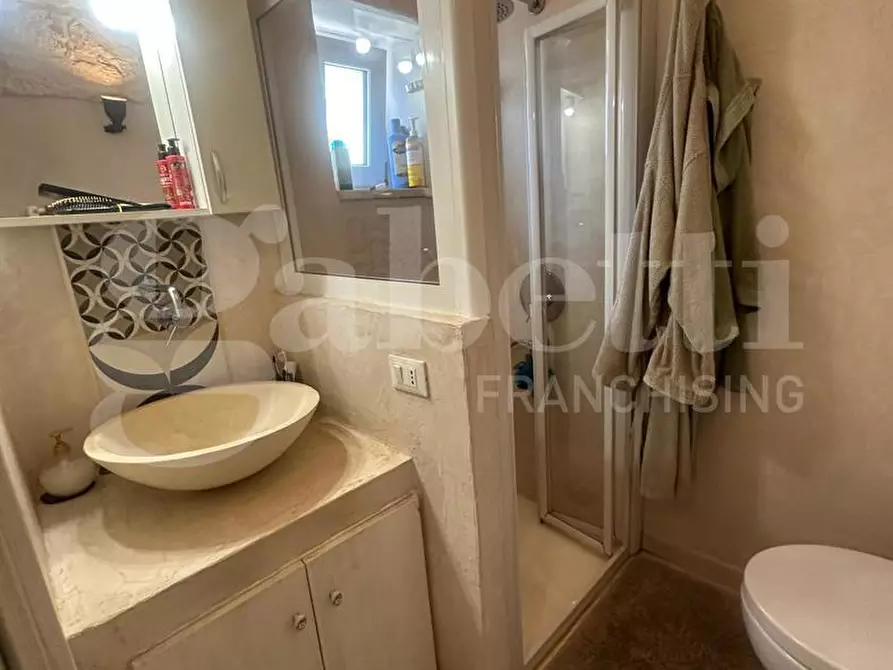 Immagine 16 di Casa indipendente in vendita  in Via Giacomo Leopardi a Ostuni