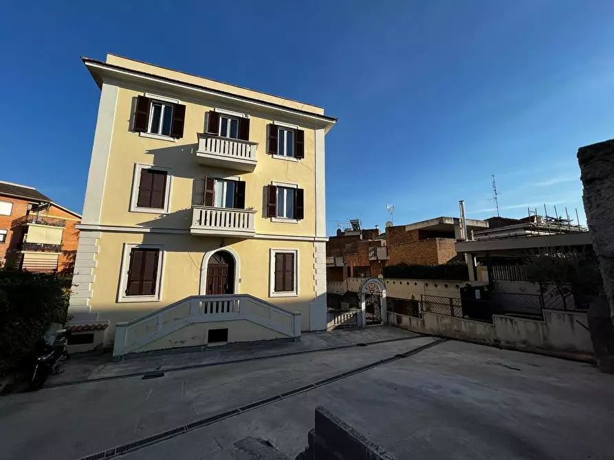 Appartamento in vendita in Via Dei Gonzaga a Roma