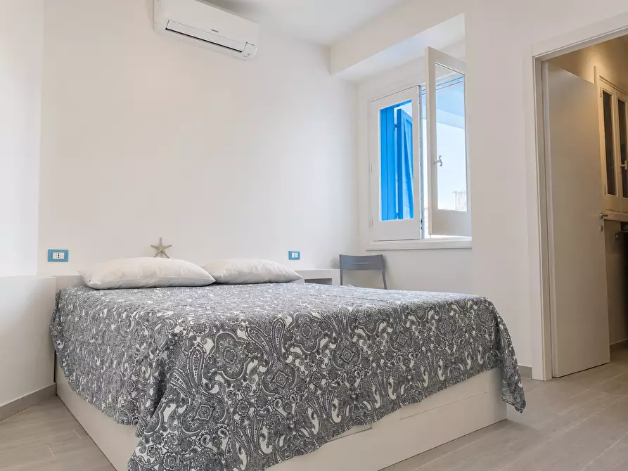 Immagine 6 di Villa in vendita  in Via Dell'oasi, . a Noto