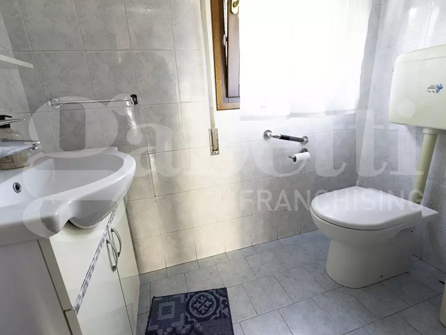 Immagine 9 di Casa bifamiliare in vendita  in Via Parini, 11 a Mogliano Veneto