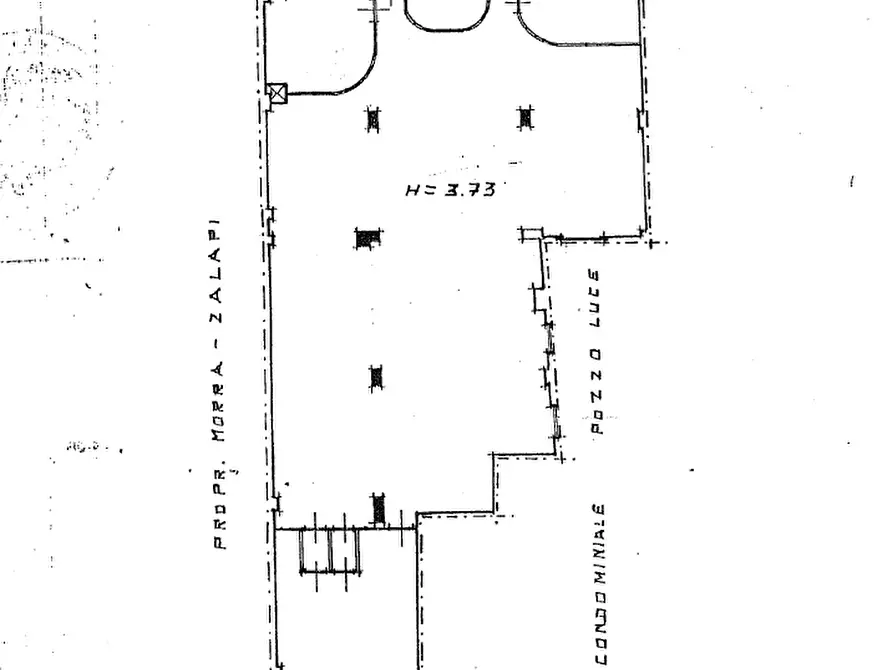 Immagine 13 di Negozio in vendita  in Via Dante, 48 a Palermo