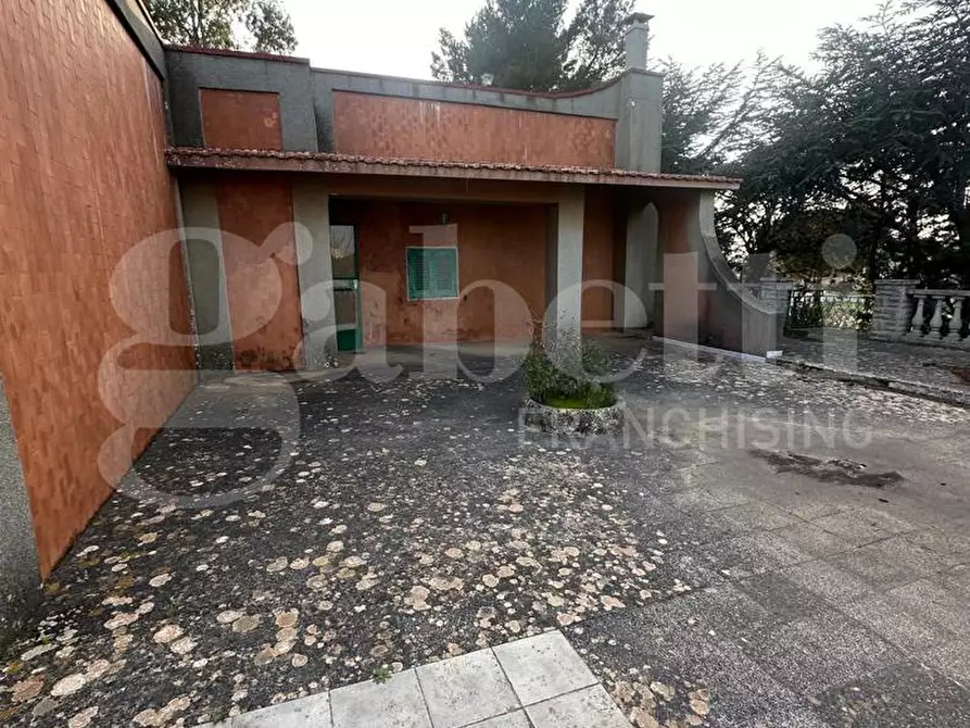 Immagine 4 di Villa in vendita  in Contrada Fiorentino, sn a Ostuni