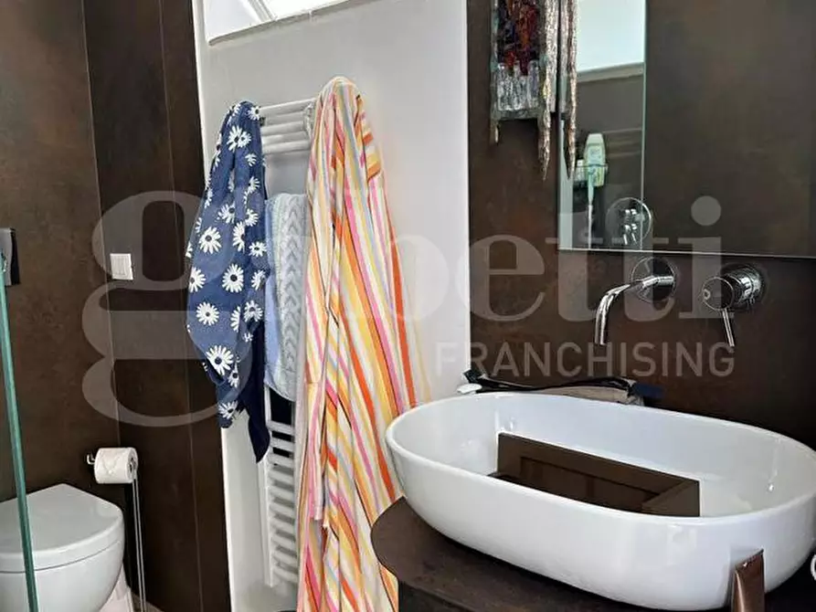 Immagine 15 di Casa indipendente in vendita  in Via Prof. Pietro Pignatelli, 9 a Ostuni