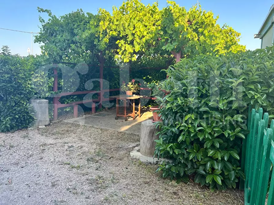 Immagine 9 di Ufficio in vendita  in Via ALBERTO SORDI, 4600 a Taranto