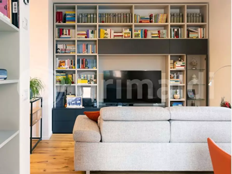 Immagine 2 di Appartamento in vendita  in Via Cenisio a Milano