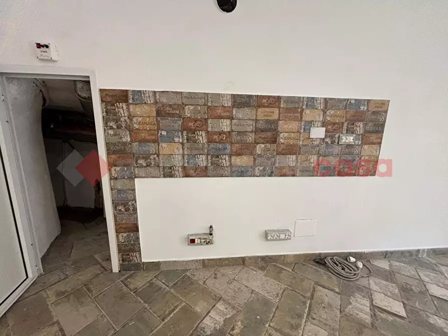 Immagine 29 di Negozio in vendita  in Via moele tosi, 2 a Paliano