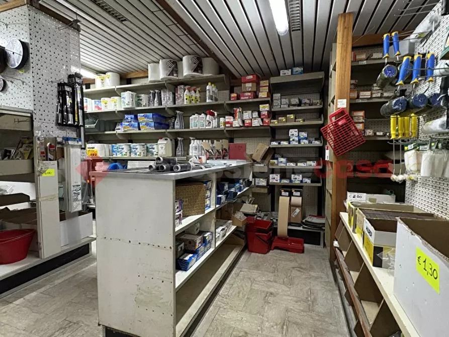 Immagine 31 di Attività commerciale in vendita  in Via TERRACINA, 52 a San Felice Circeo