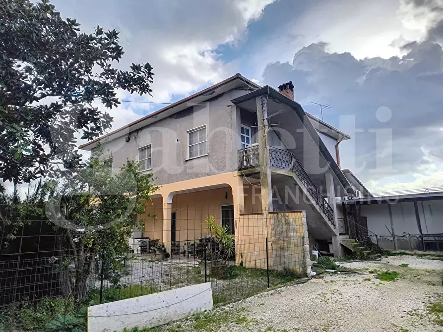 Immagine 1 di Appartamento in vendita  in Strada Piscinara Destra, 2 a Latina