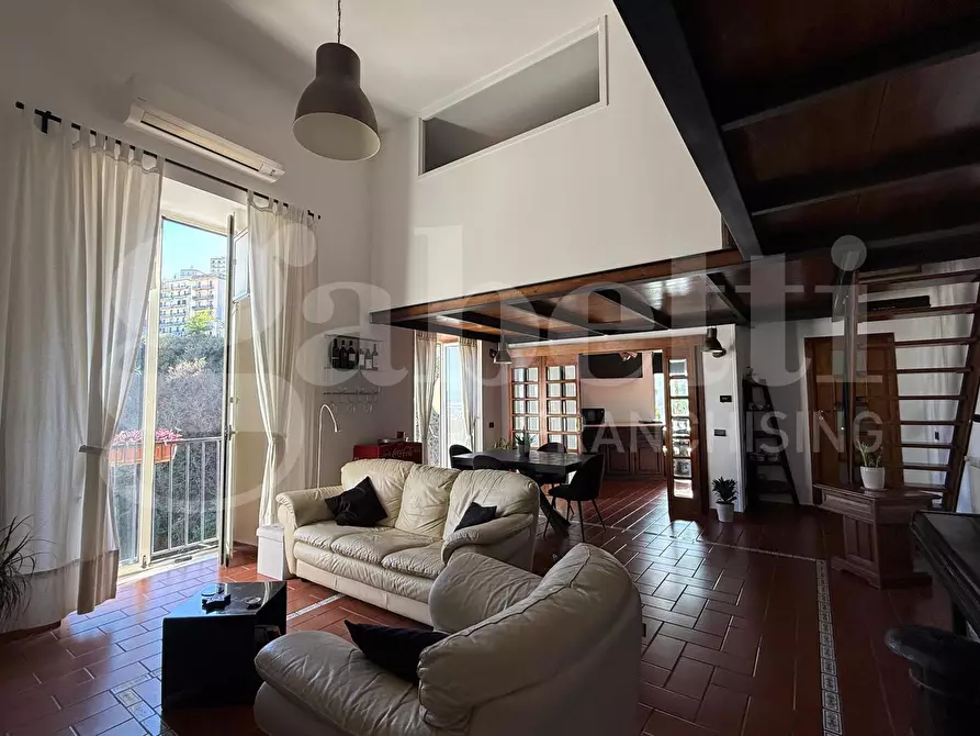 Immagine 12 di Appartamento in vendita  in Via Girolamo Santa Croce, 15 a Napoli