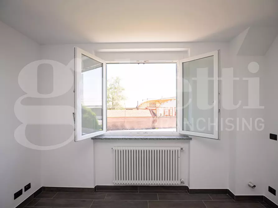 Immagine 11 di Villetta a schiera in vendita  in Via San Rocco, 73 a Villanova Canavese