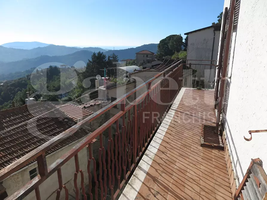 Immagine 16 di Appartamento in vendita  in Via I maggio, 4 a Follo