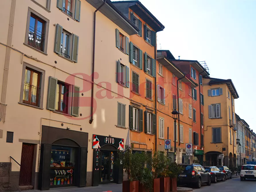 Immagine 11 di Appartamento in vendita  in Via Moroni, 13 a Bergamo