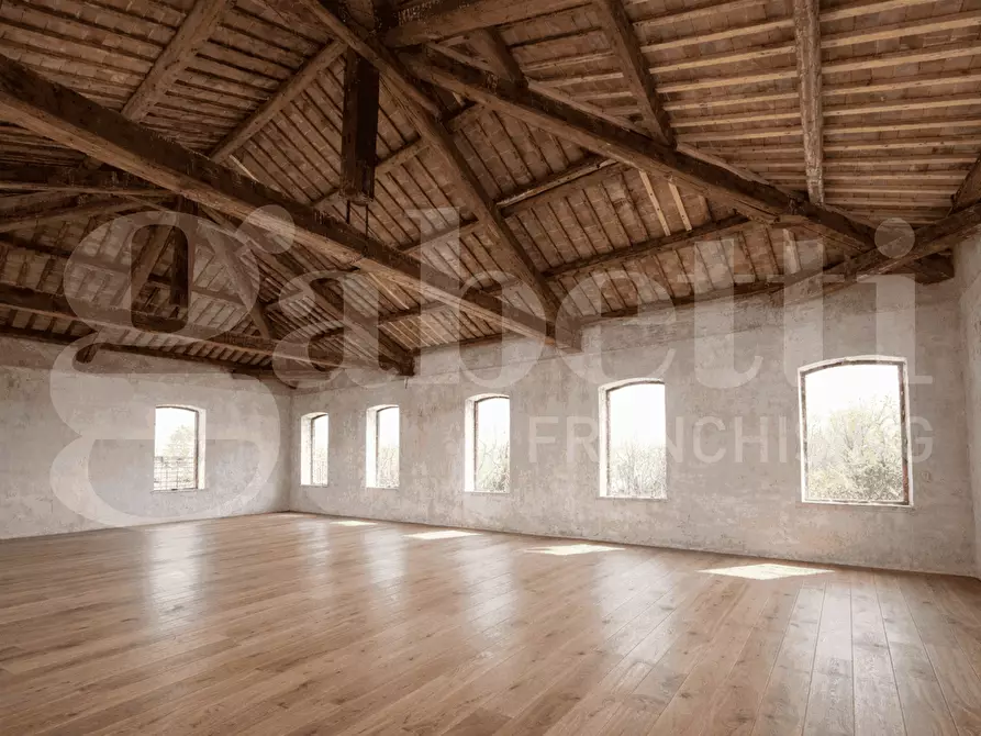 Immagine 22 di Loft/Open space in vendita  in Via Lago di Como, 10 a Vicenza