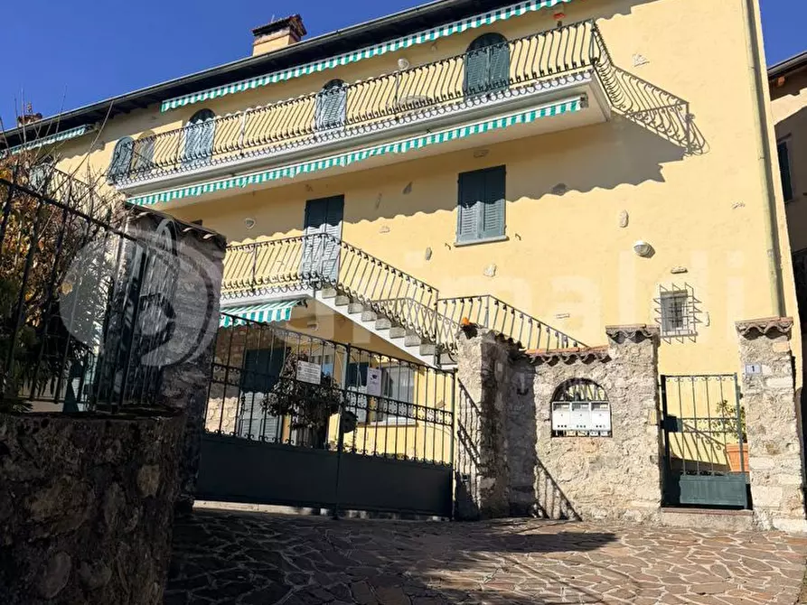 Immagine 31 di Appartamento in vendita  in Via Frazione Morgnaga Via Filippini, 1 a Gardone Riviera