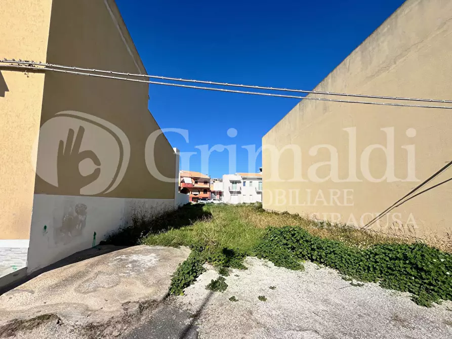 Immagine 4 di Terreno residenziale in vendita  in Via Ninni CassarÃ , 0 a Avola