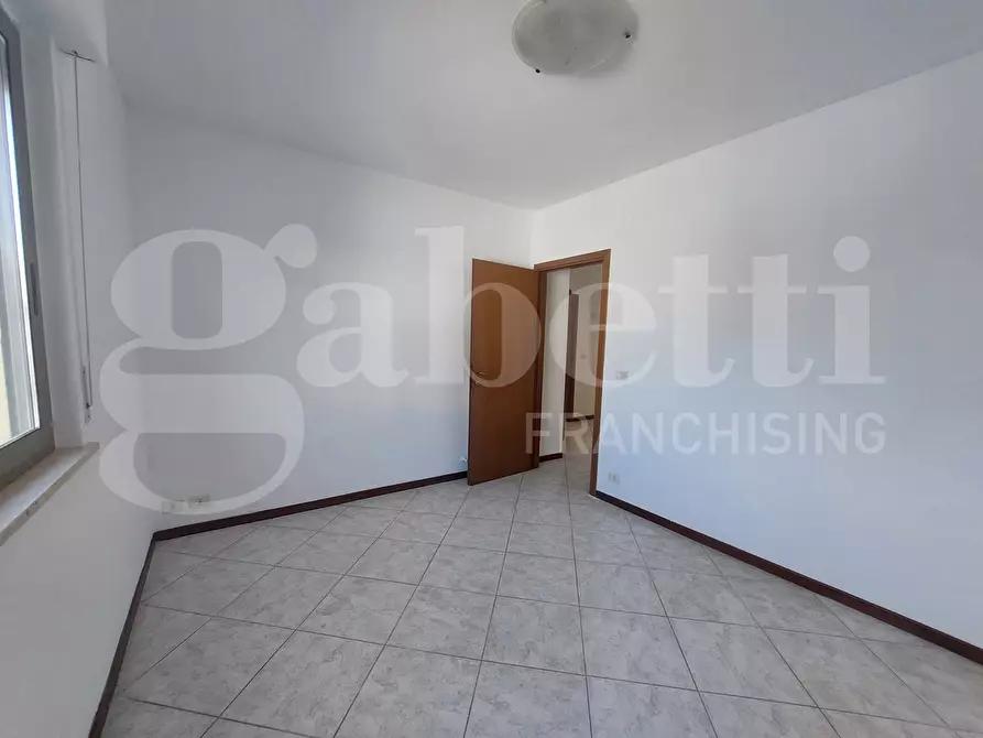 Immagine 21 di Palazzo in vendita  in Via Cesare Battisti, 163 a Alba Adriatica