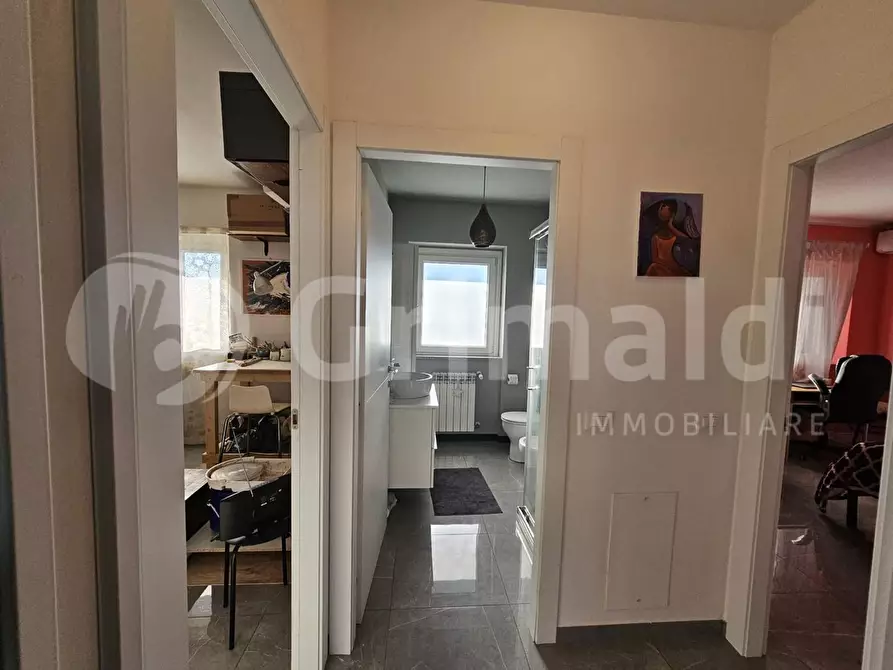 Immagine 14 di Appartamento in vendita  in Via UNGARETTI, SNC a Inverno E Monteleone