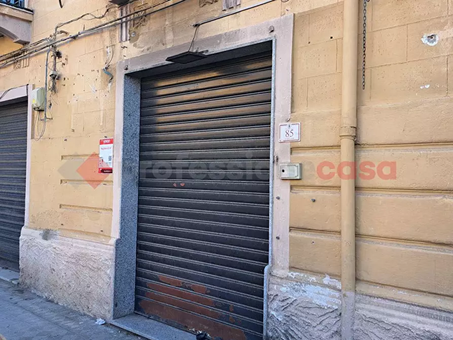 Immagine 1 di Negozio in vendita  in Via Sbarre Centrali, 85 a Reggio Di Calabria